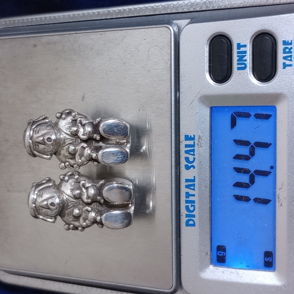 Storyteller Vintage Native American Sterling Silver Stud Earrings - Picture 11 of 14